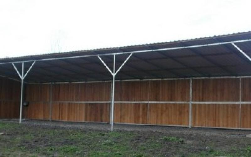 nabízíme kvalitní přístřešky pro koně v bazarovém provedení. spolehlivá ochrana vašeho koně za skvělé ceny. prohlédněte si naši nabídku ještě dnes!